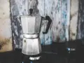 Kawiarka: Idealne proporcje kawy do wody? Znamy sekret!