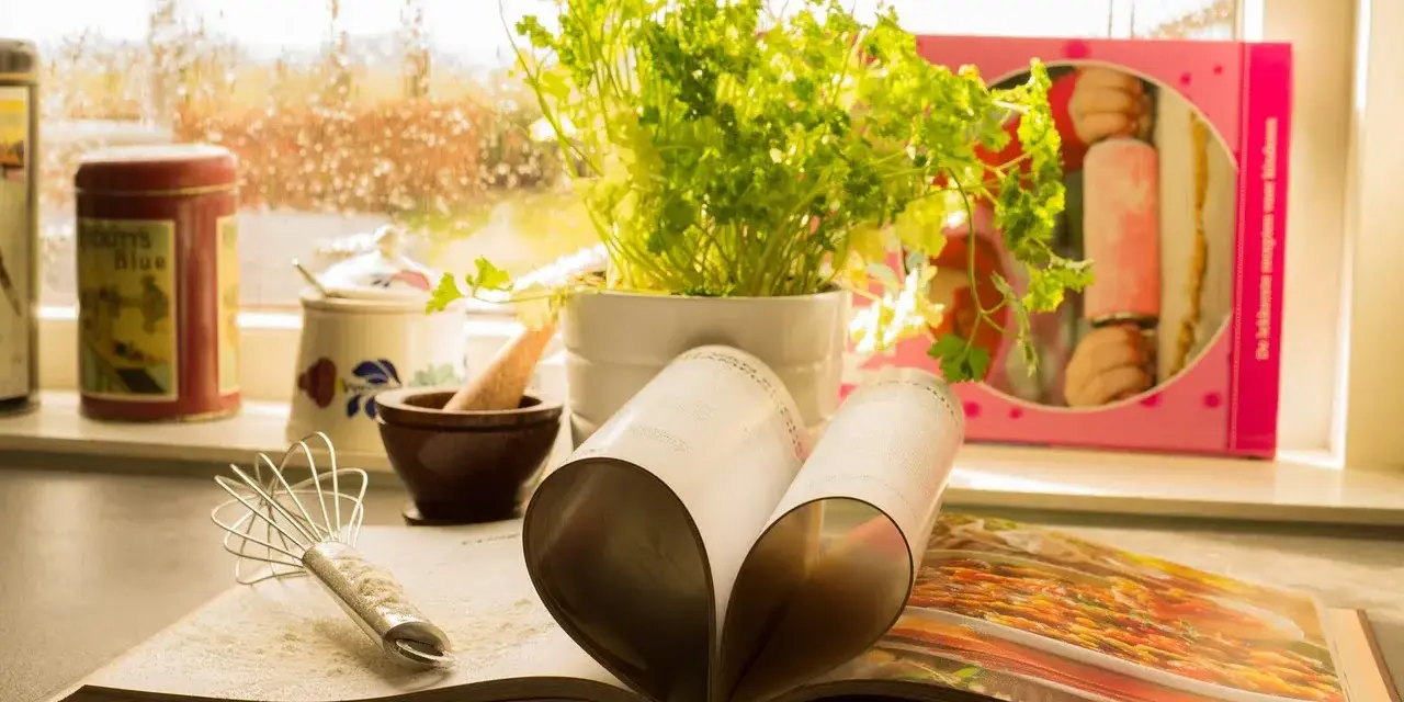 Co zrobić z ugotowanym ryżem? 15+ pomysłów na zero waste!