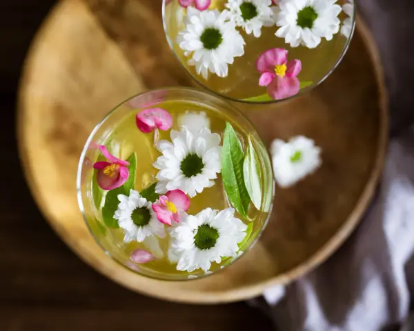 Mrożona herbata: 5 przepisów, cold brew i triki na idealny smak